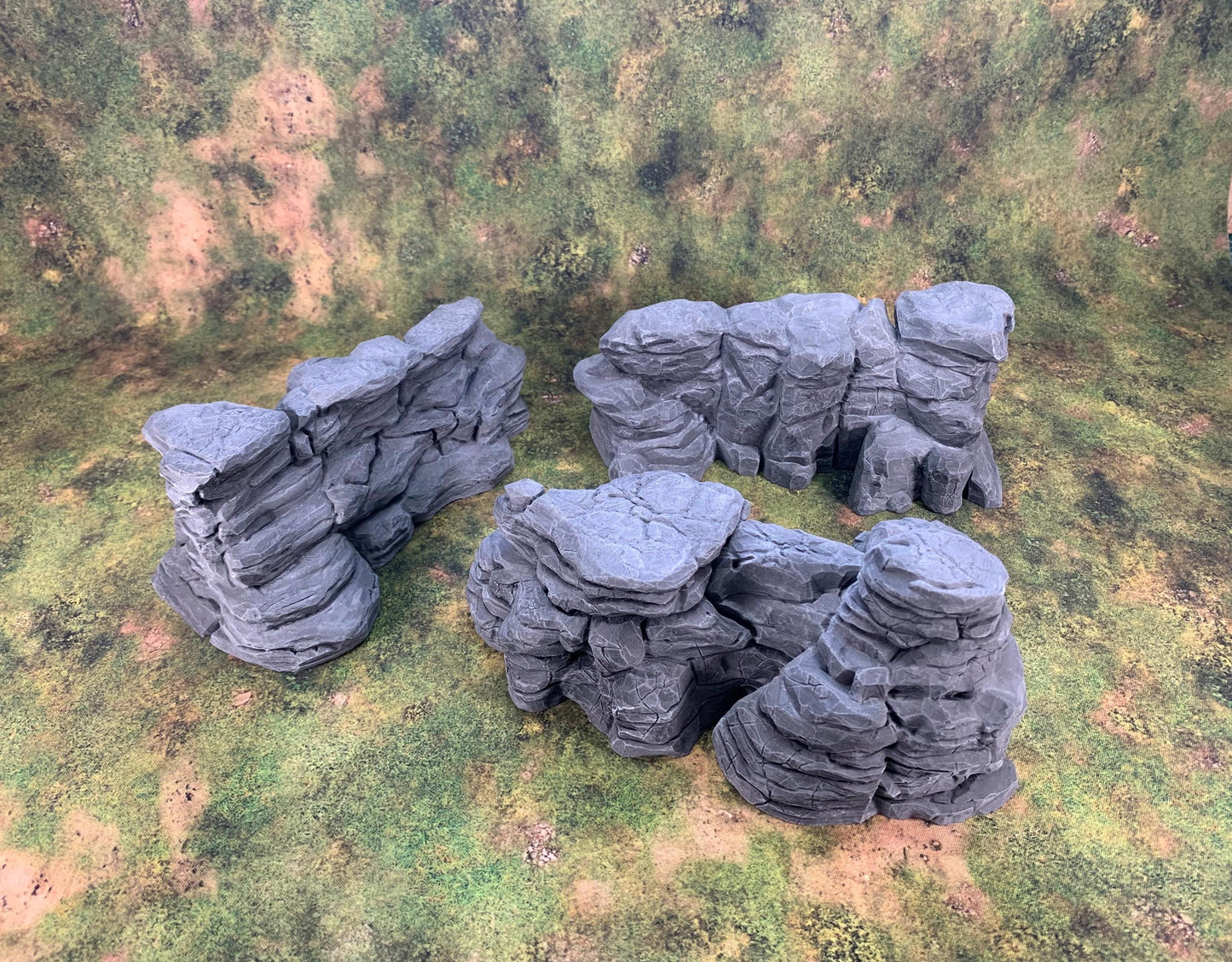Tabletop Terrain - Große Felsen Set | Giant Rock Walls | Mountain | Cliff | Bundle | 32mm | 28mm| Wargaming | RPG | Grassland | Desert | 5e