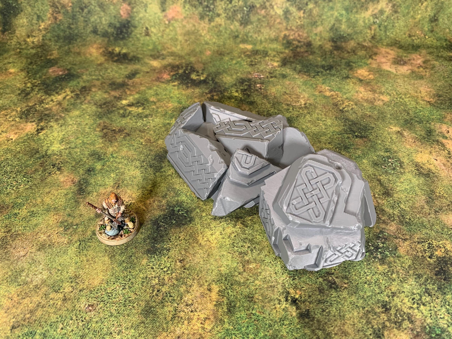 Giant Dwarven Pillar Bundle | Throneroom | Ruins | Dwarf Terrain | Tabletop Terrain | 28mm | Wargaming | Fabrikator's Lair | Karak Azgara