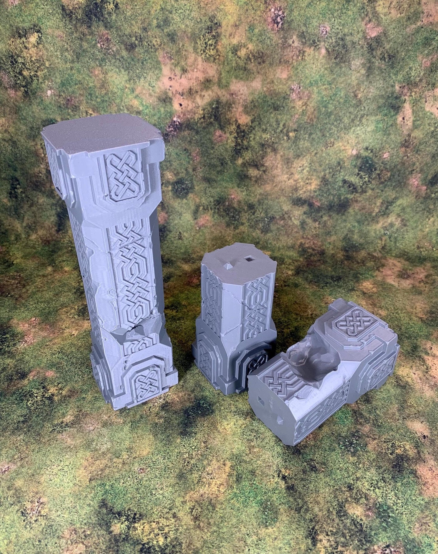 Giant Dwarven Pillar Bundle | Throneroom | Ruins | Dwarf Terrain | Tabletop Terrain | 28mm | Wargaming | Fabrikator's Lair | Karak Azgara