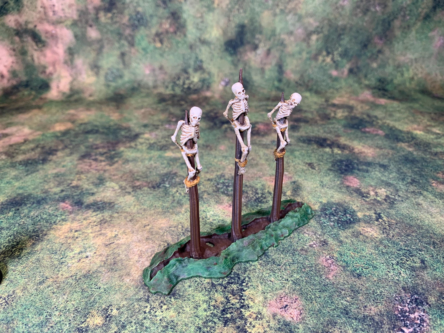 Miniature Gallows Set | Place of Execution Scatter | Impaled Skeletons | Tabletop Terrain | DND | RPG Mini | 28/32mm | Wargames | MyDungeon