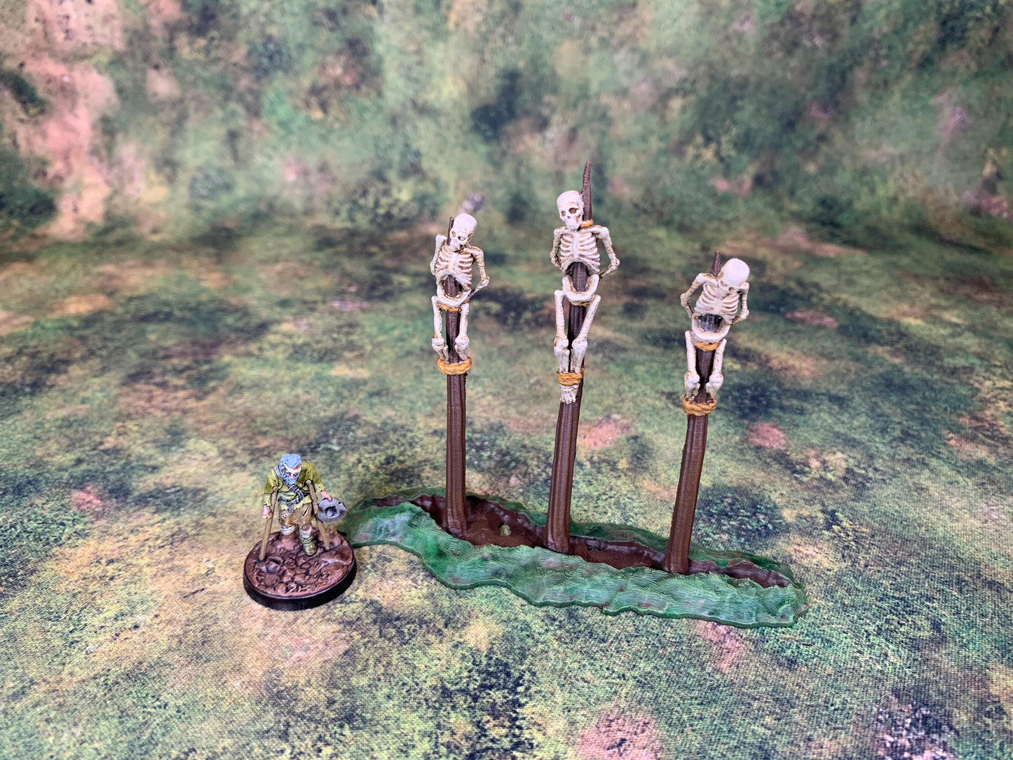Miniature Gallows Set | Place of Execution Scatter | Impaled Skeletons | Tabletop Terrain | DND | RPG Mini | 28/32mm | Wargames | MyDungeon