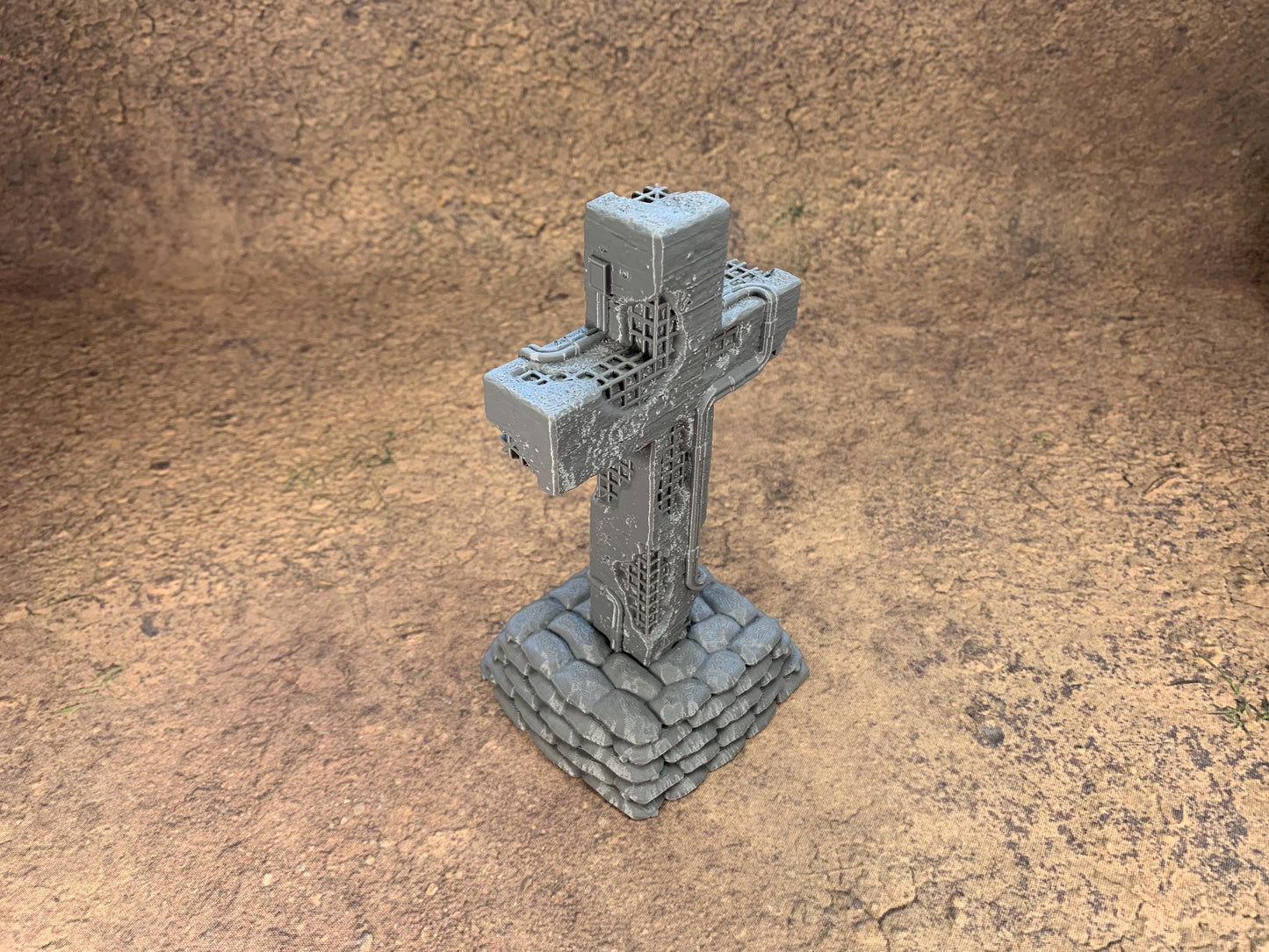 Concrete Cross with Sandbag Walls | Trench Crusade | Wargaming Scenery | New Antioch | Pilgrim |  Tabletop Terrain | 28/32mm | Dani Amengual